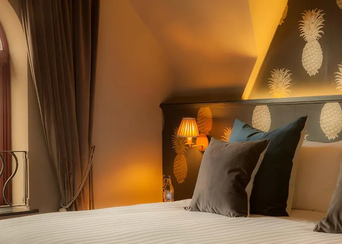 House Belfast Hotel